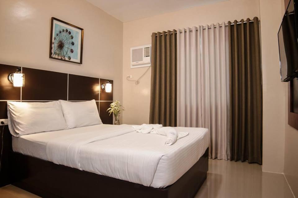 Koronadal Mezza Hotel מראה חיצוני תמונה